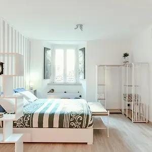 https://casa-la-calcina.it-lombardy.com