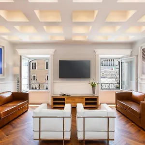 Amazing Vittoriano Apartment