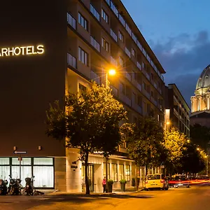 4* Отель Starhotels Michelangelo