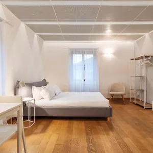 Easyhomes - Spiga Апартаменты Милан