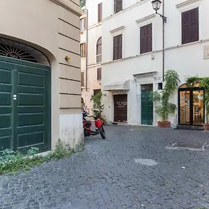 Campo Marzio Boutique 300 Mt Dal Pantheon Holiday home